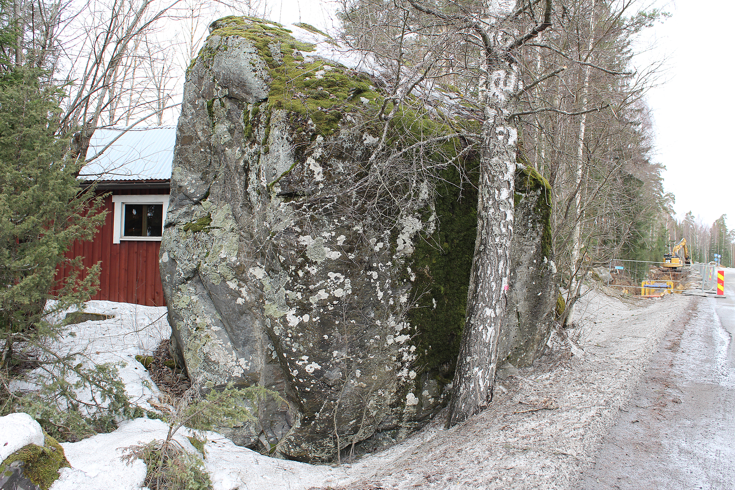 Kukonkivi säilytetään!
